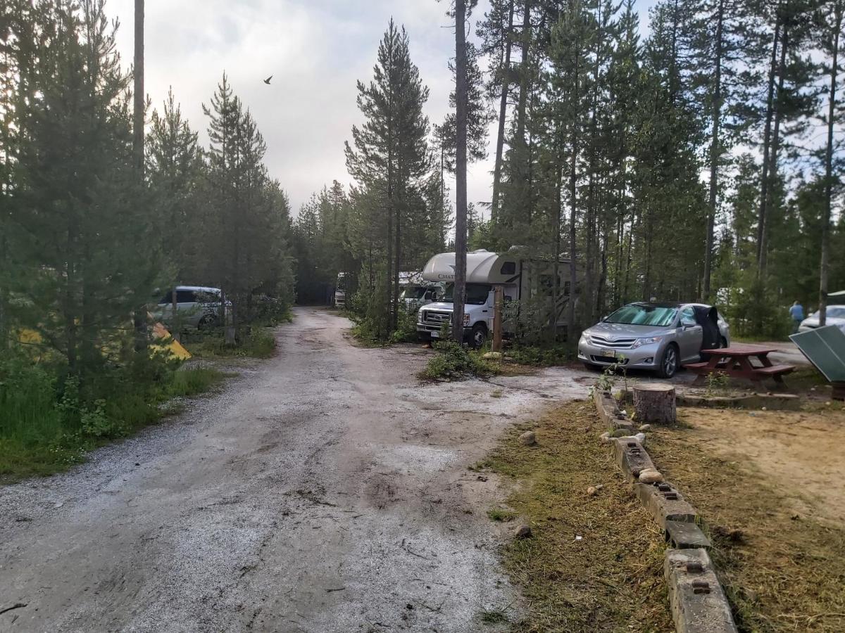 Blue River Cabins & Campgrounds Exteriör bild