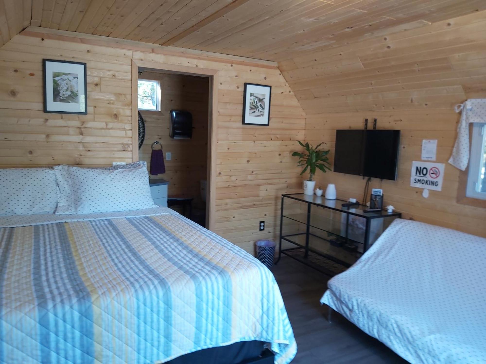 Blue River Cabins & Campgrounds Exteriör bild
