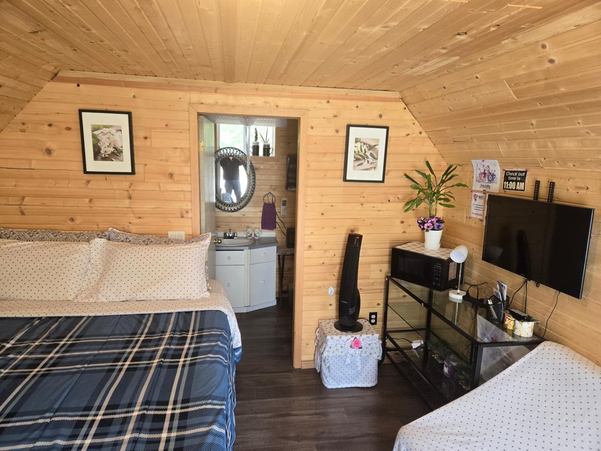 Blue River Cabins & Campgrounds Exteriör bild