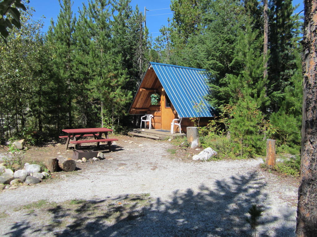 Blue River Cabins & Campgrounds Exteriör bild