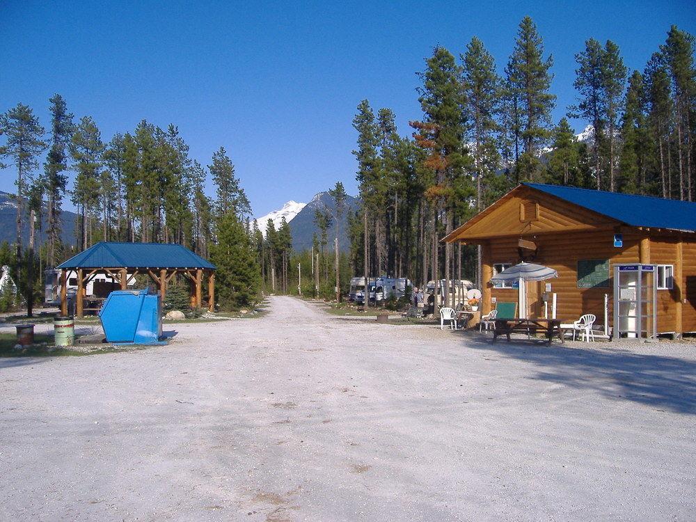 Blue River Cabins & Campgrounds Exteriör bild